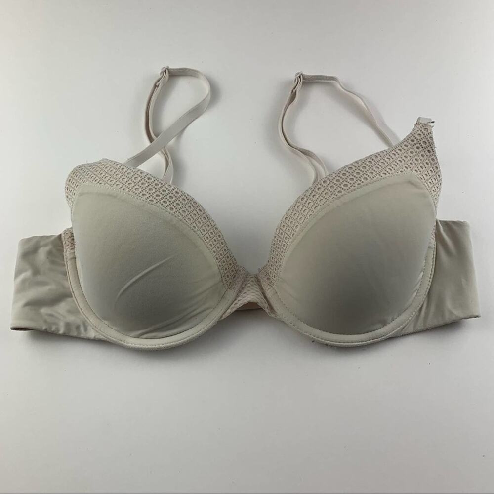 Victoria’s Secret Lightly Lined Scoop Demi Bra 34B #5580